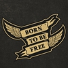 Un écusson avec l'inscription 'Born to be free'