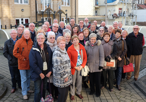 Photo de groupe de l’amicale des anciens de Citroën