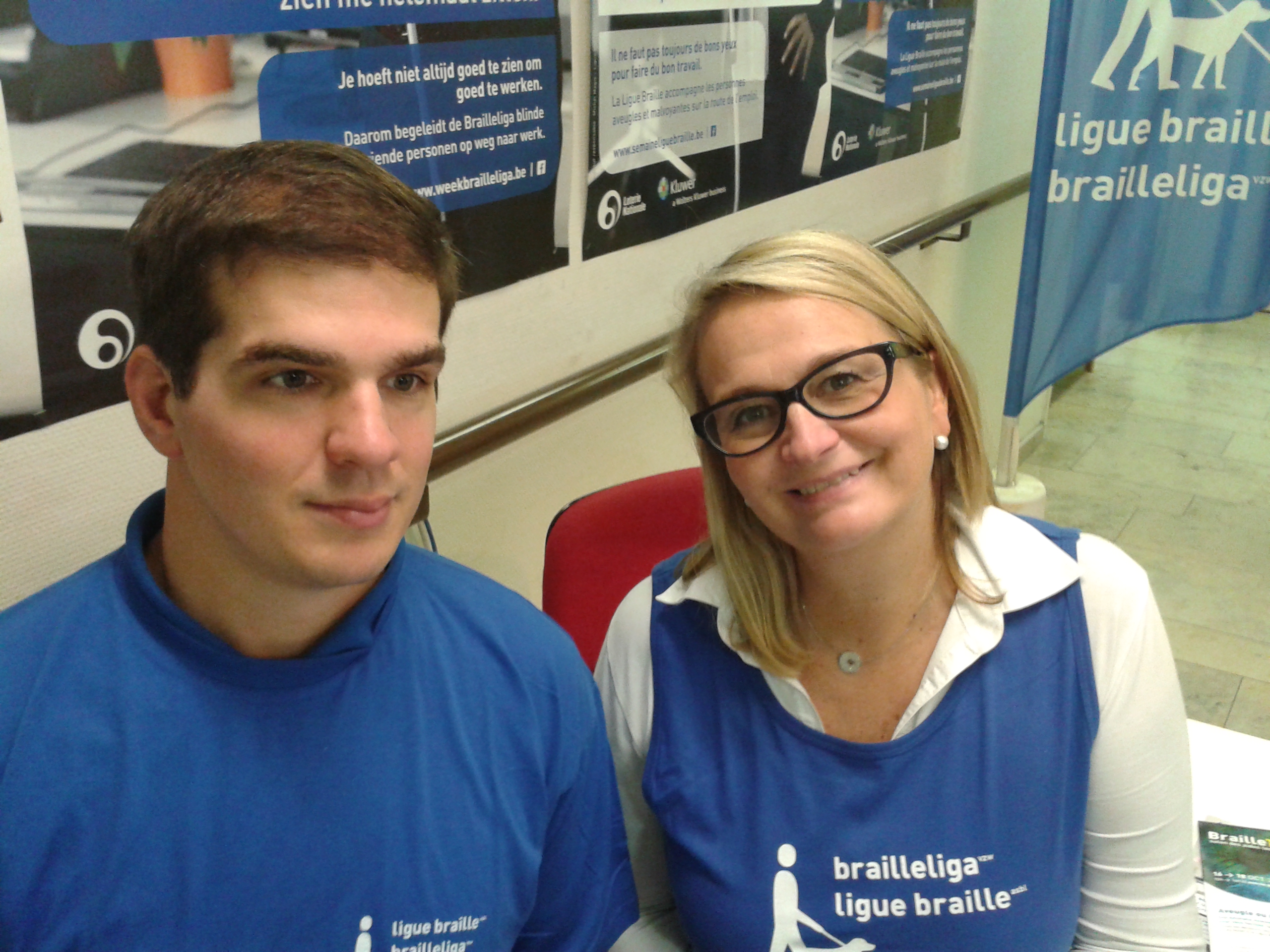 personeelsleden van GSK als vrijwilligers op BrailleTech